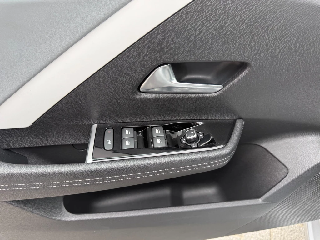 Opel Astra – foto 23