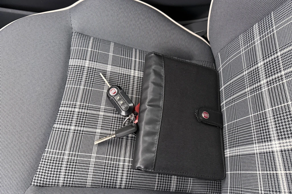 Fiat 500C – foto 26