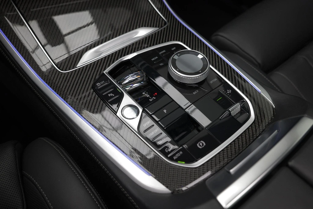BMW X5 – foto 33