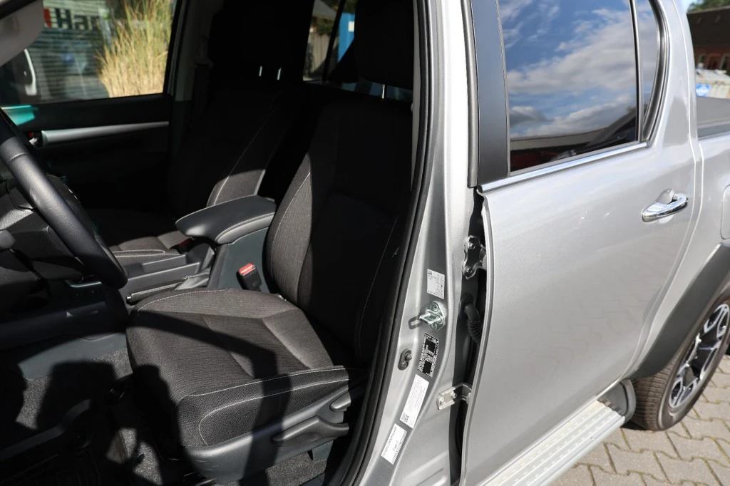 Toyota Hilux – foto 8