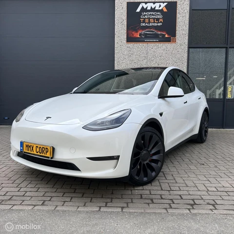 Tesla Model Y Performance + MMX PACK + IAP + 21"
