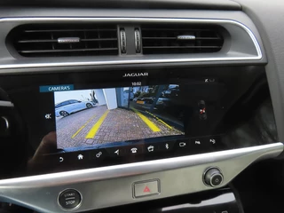 Jaguar I-PACE – thumbnail 17