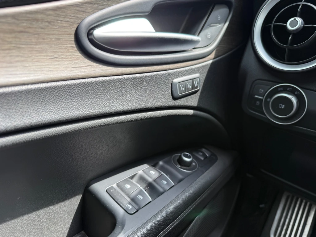 Alfa Romeo Stelvio – foto 18