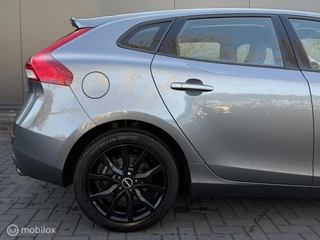 Volvo V40 – thumbnail 23