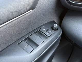 Toyota Yaris – thumbnail 13