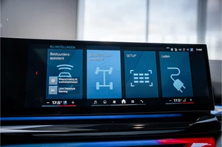 BMW M5 – thumbnail 21