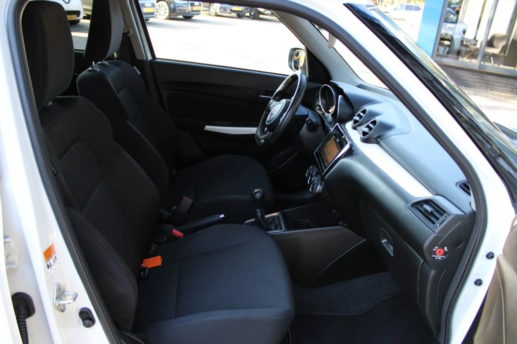 Suzuki Swift – foto 21