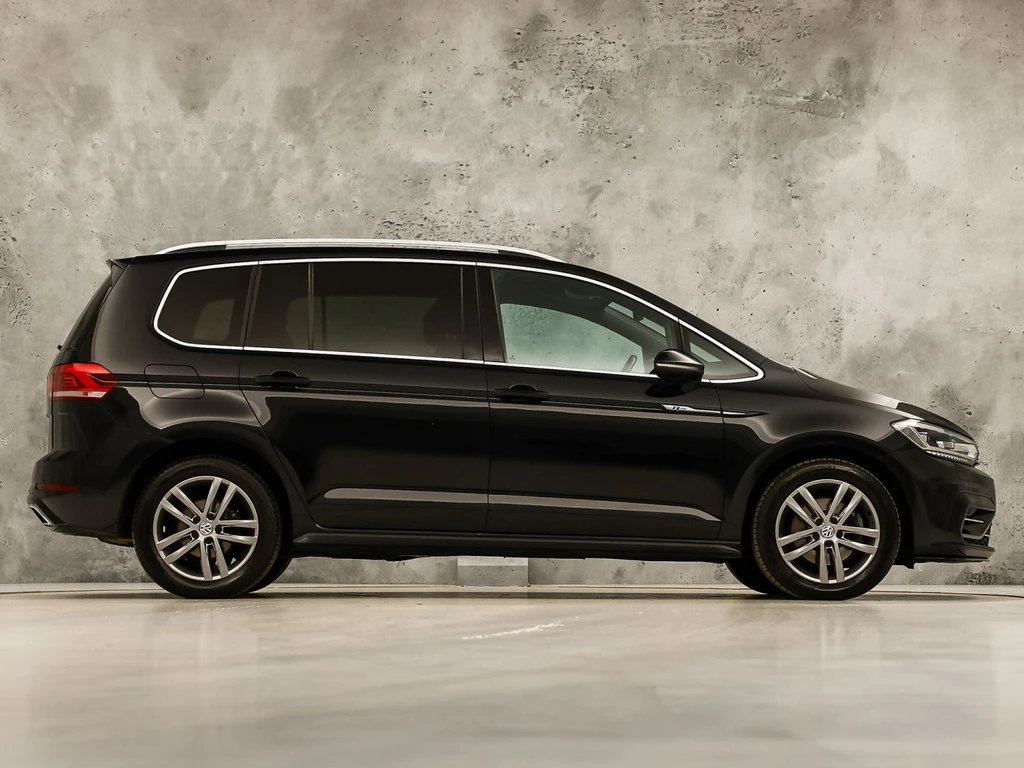 Volkswagen Touran – foto 9