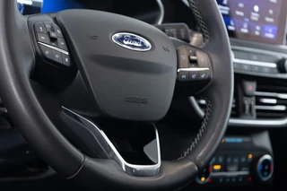 Ford Kuga – thumbnail 16