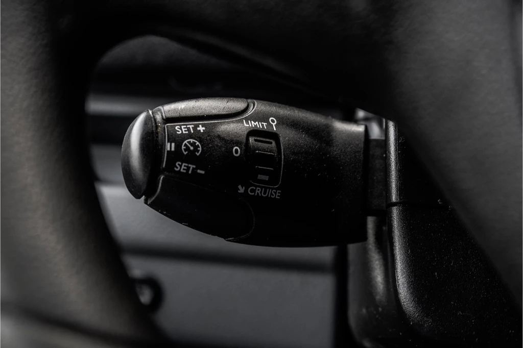 Opel Vivaro – foto 16