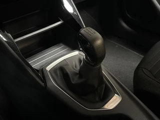 Peugeot 208 – thumbnail 8