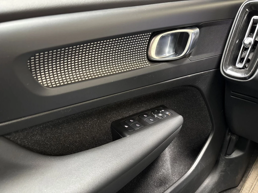 Volvo XC40 – foto 18