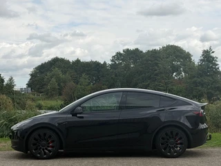 Tesla Model Y – thumbnail 2