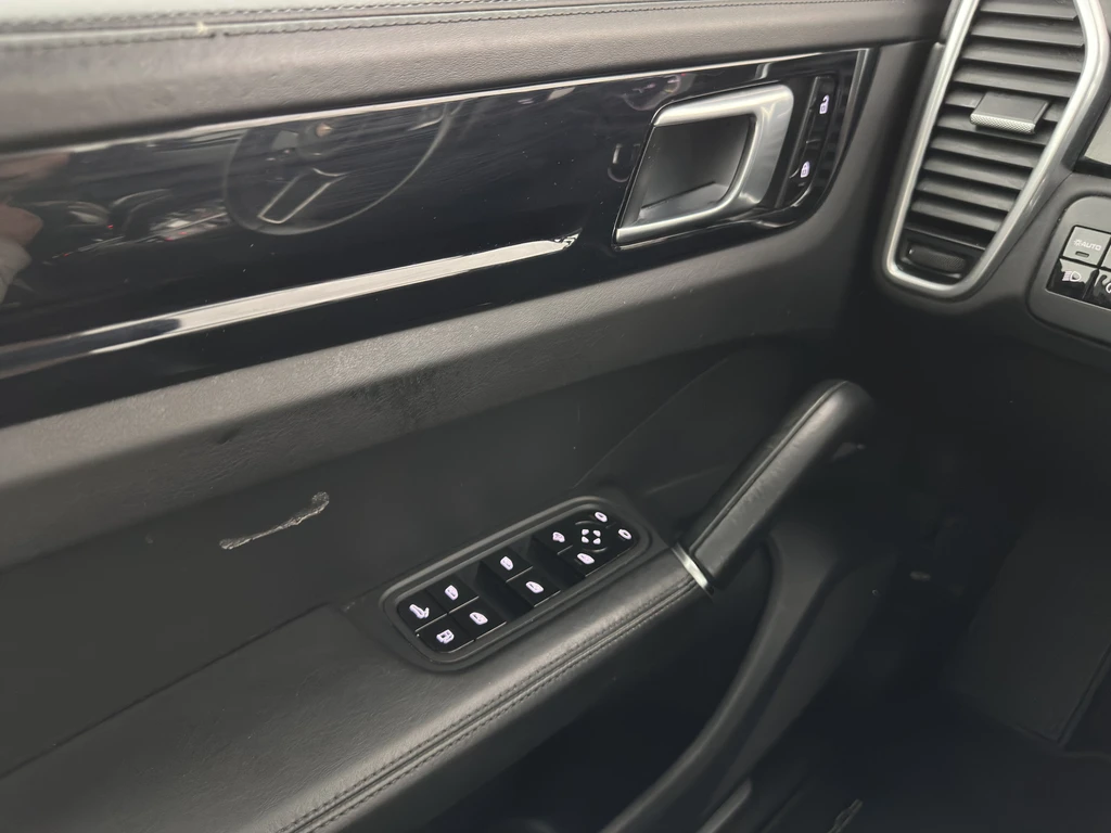 Porsche Cayenne – foto 30