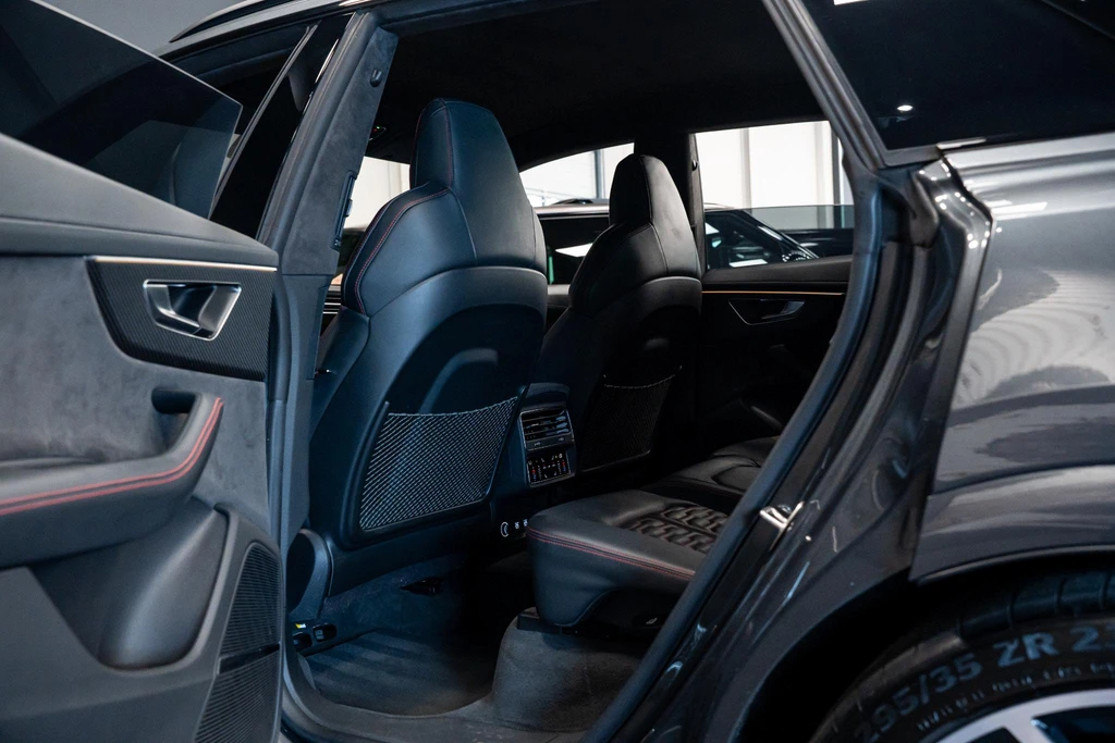 Audi RSQ8 – foto 35