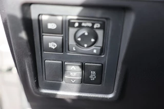 Toyota Land Cruiser – thumbnail 18