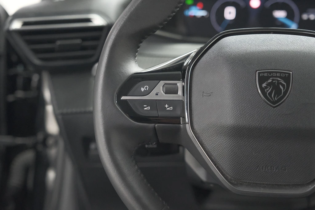 Peugeot 208 – foto 39