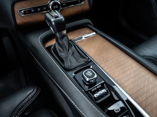 Volvo XC90 – thumbnail 32