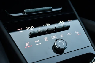 Porsche Cayenne – thumbnail 93