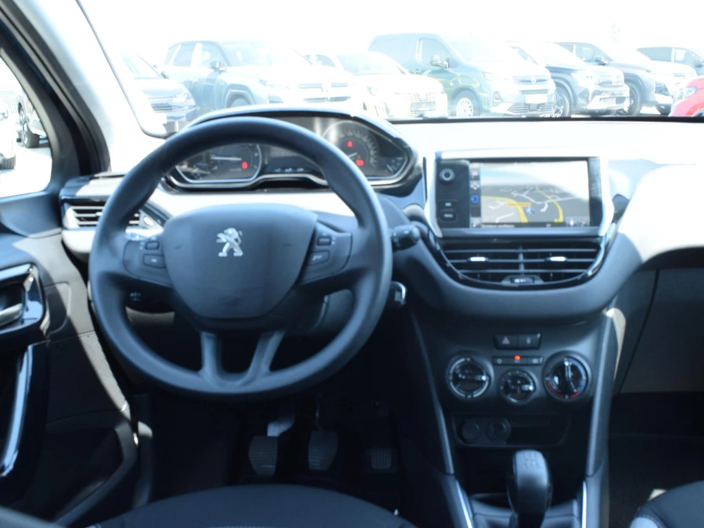 Peugeot 208 – foto 8