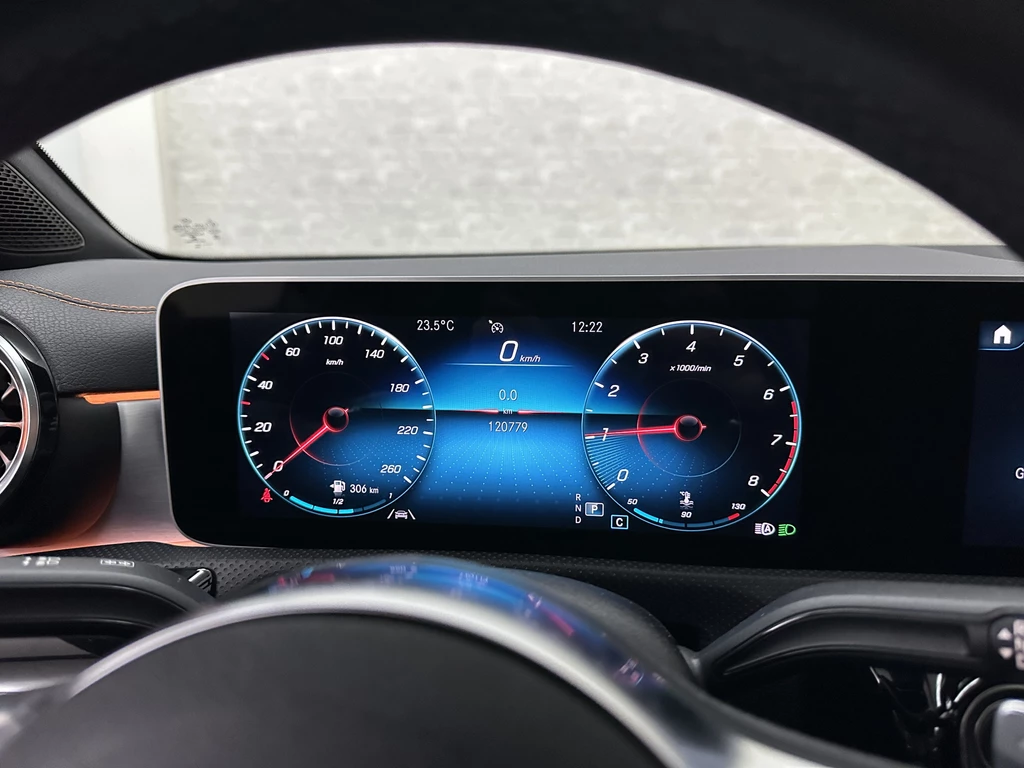 Mercedes-Benz CLA – foto 33
