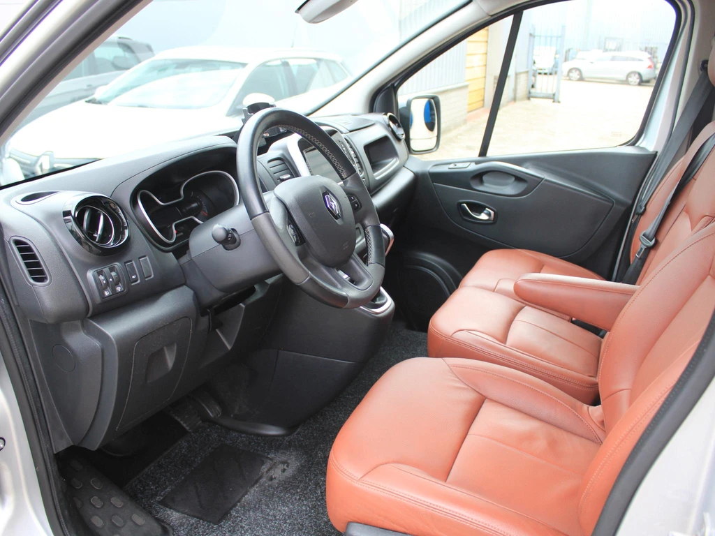 Renault Trafic – foto 8