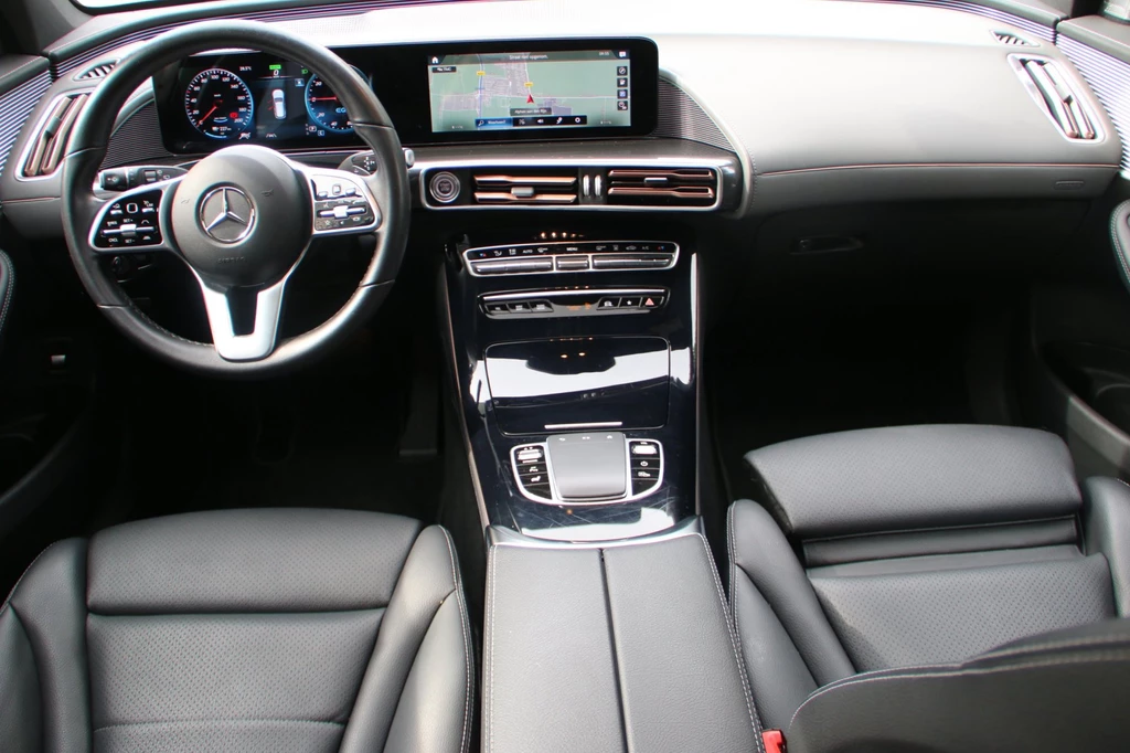Mercedes-Benz EQC – foto 10