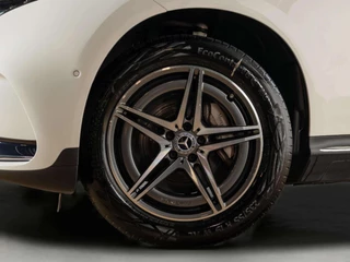Mercedes-Benz EQC – thumbnail 6
