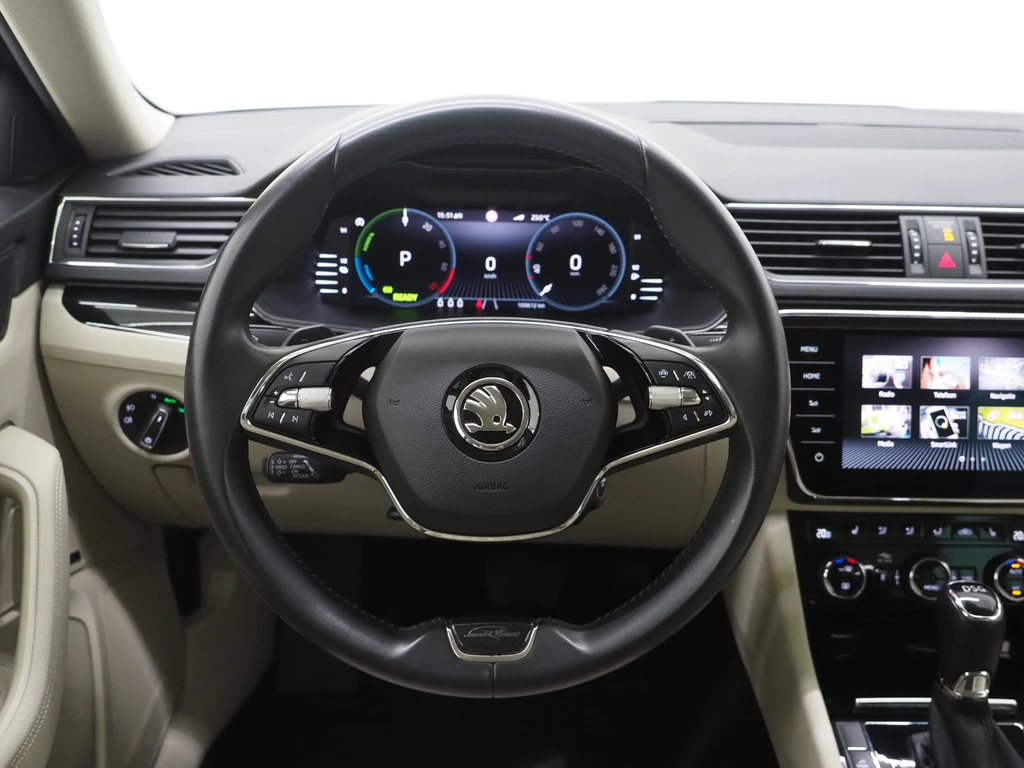 Škoda Superb – foto 37