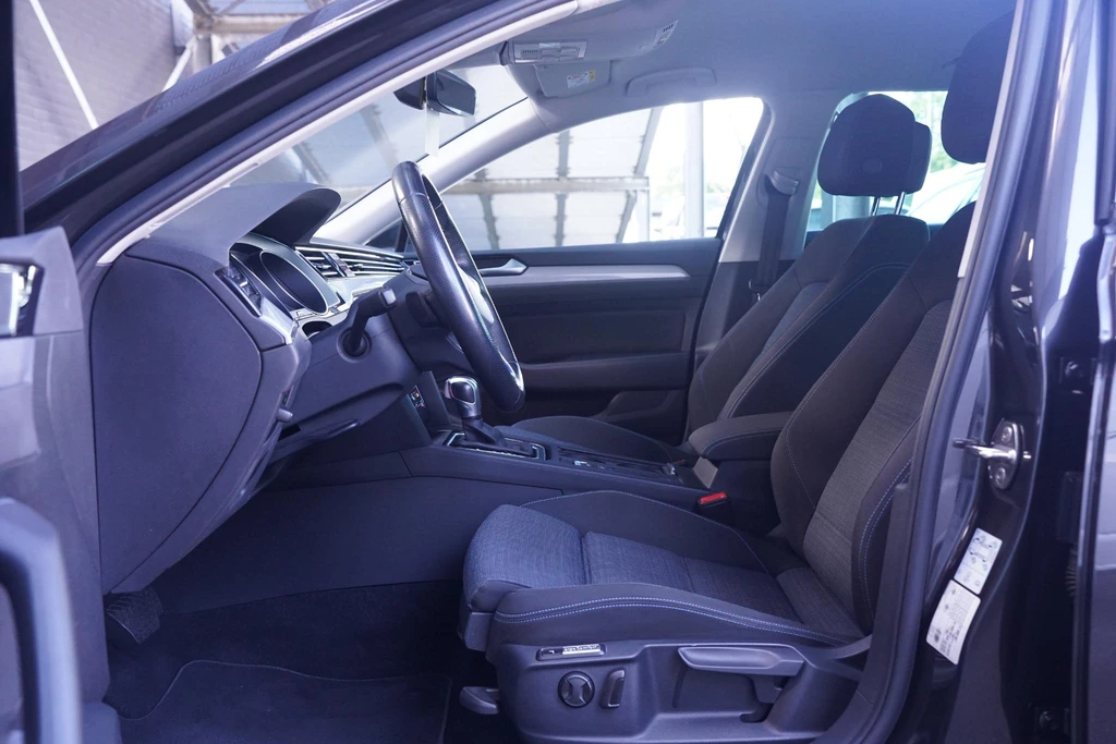 Volkswagen Passat – foto 46