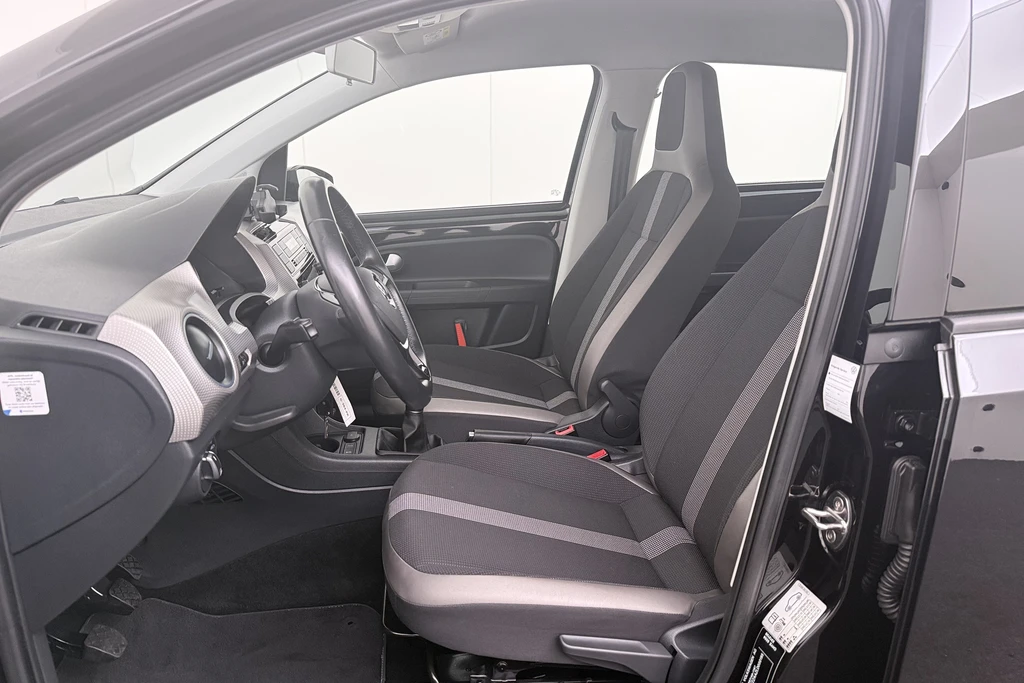 Volkswagen up! – foto 11