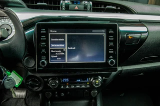 Toyota Hilux – thumbnail 15