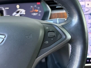 Tesla Model X – thumbnail 17