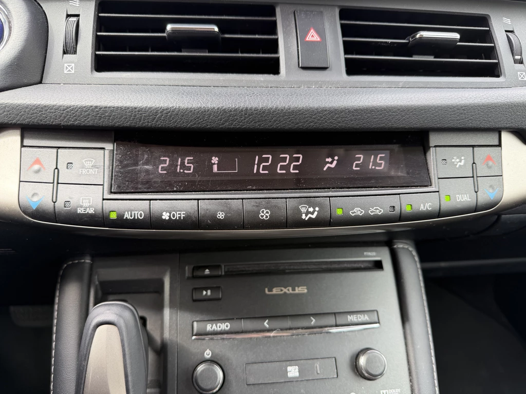 Lexus CT – foto 30