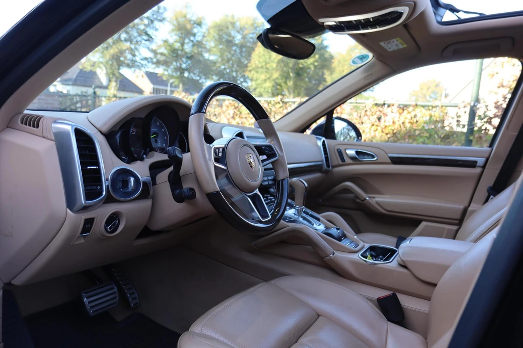 Porsche Cayenne – foto 18