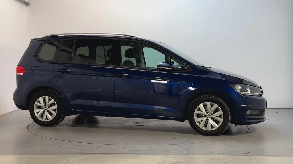 Volkswagen Touran – foto 4