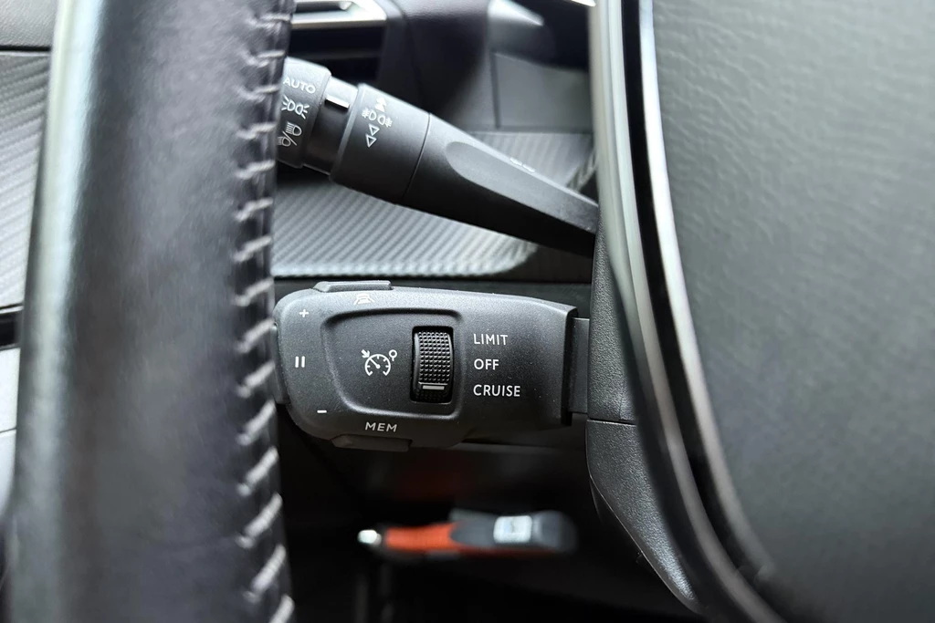 Peugeot e-2008 – foto 30
