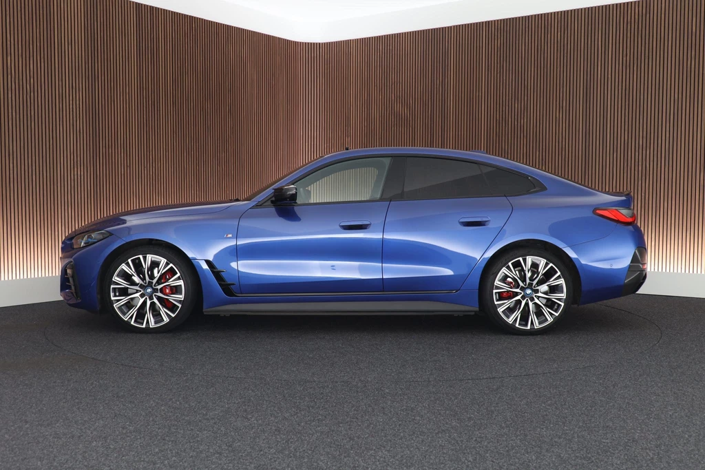 BMW i4 – foto 2