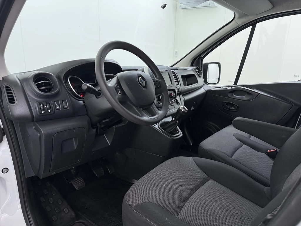 Renault Trafic – foto 11