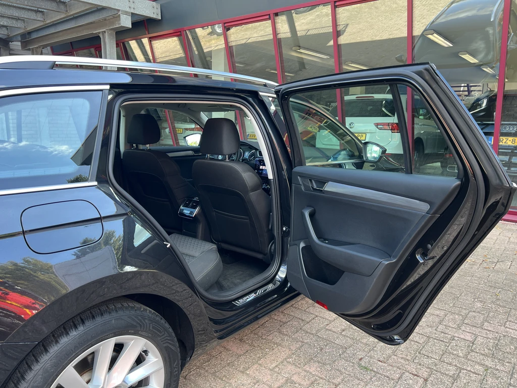 Škoda Superb – foto 37