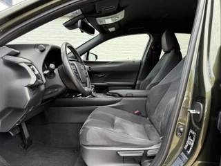 Lexus UX – thumbnail 26