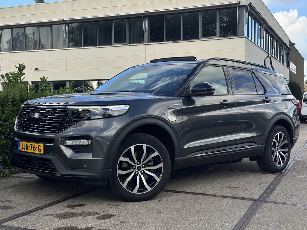 Ford Explorer – foto 1