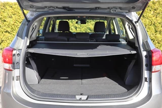 Kia Carens – thumbnail 66