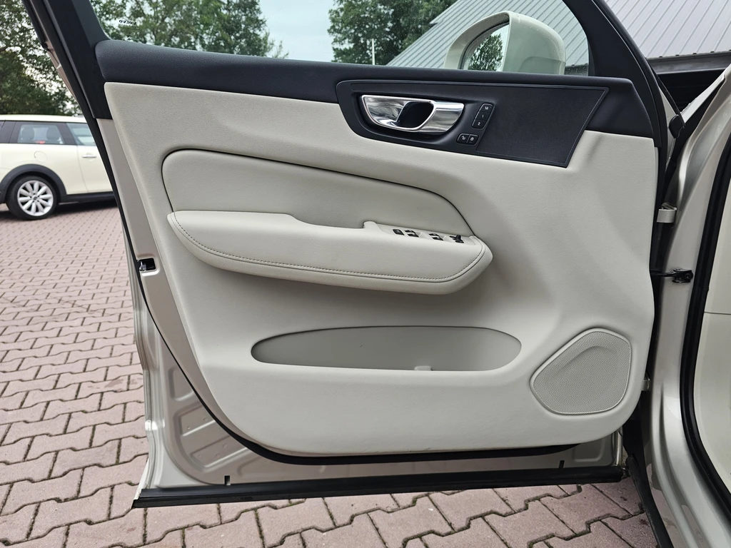 Volvo XC60 – foto 15