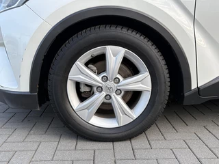 Toyota C-HR – thumbnail 33
