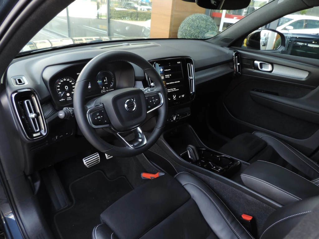 Volvo XC40 – foto 13