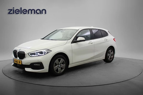BMW 1 Serie 118i Executive Edition - Digitaal Cockpit, Carplay, Camera, Clima, PDC