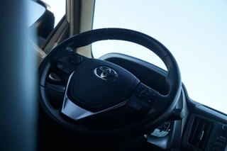 Toyota RAV4 – thumbnail 13