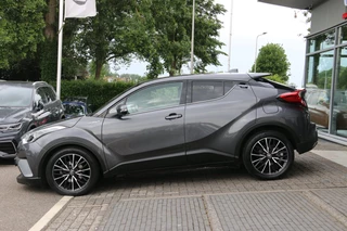 Toyota C-HR – thumbnail 2