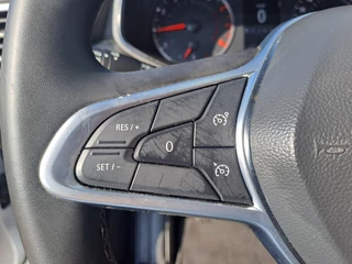Renault Clio – thumbnail 20